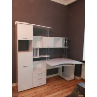 Белый стол