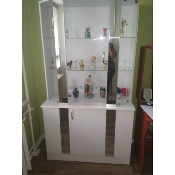 Заказной шкаф в белом цвете
