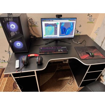 Геймерский игровой стол Rasin RS-1 черный+белый